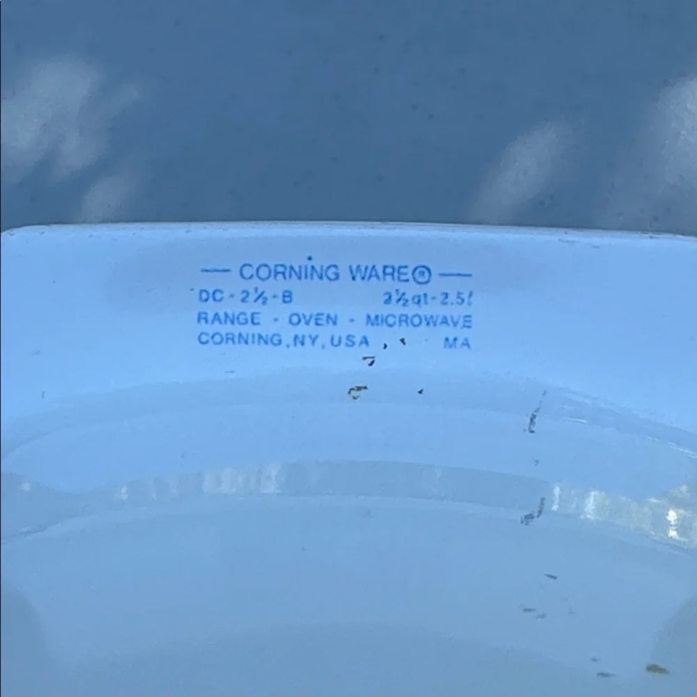 Vintage Corningware April Casserole Dish, White Floral Baking Dish, 2 1/2 Quart